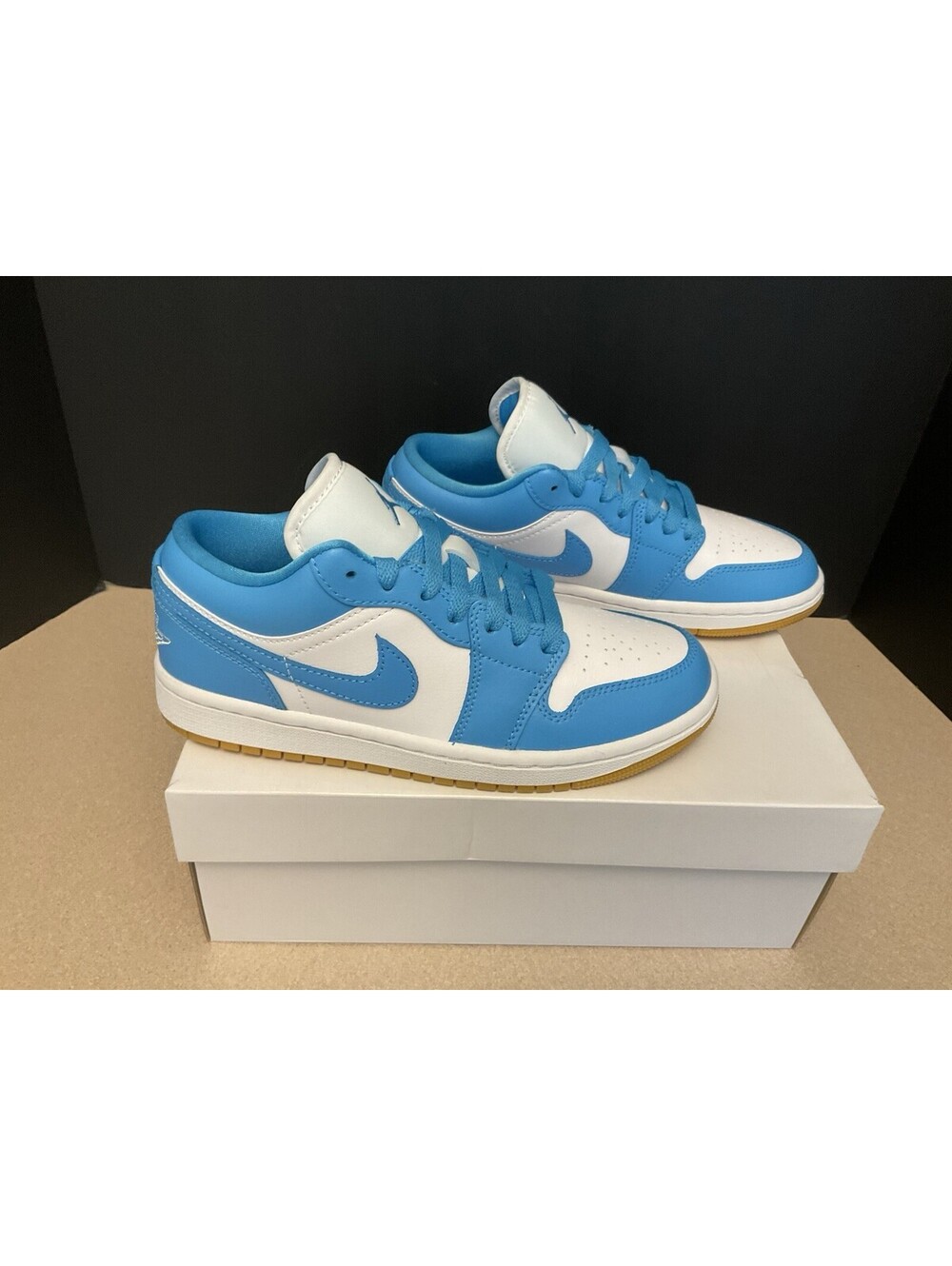New! Womens Nike Air Jordan 1 Low White/Dark Powder Blue Shoes. Size 6.5. Nice!